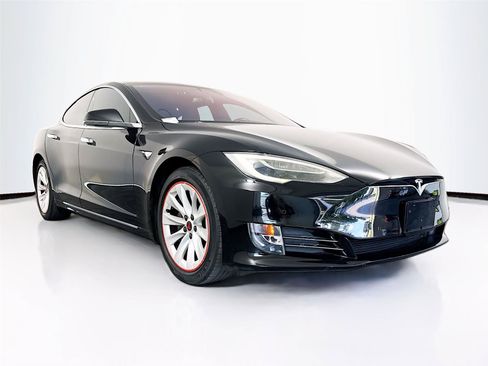 Used 2017 Tesla Model S 75 RWD image 19