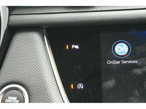 Used 2025 Cadillac XT6 Luxury image 53