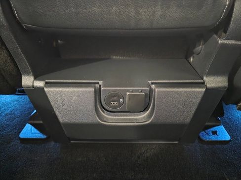 Used 2022 Ford F150 Lariat image 40