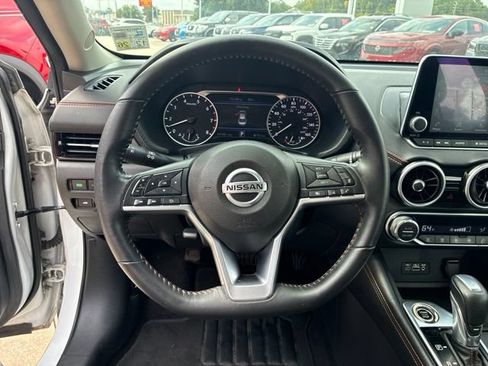 Used 2021 Nissan Sentra SR FWD image 21