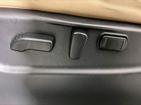 Used 2019 Nissan Armada SL w/ Premium Package RWD image 33