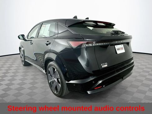 Used 2023 Nissan Ariya AWD/4WD image 8