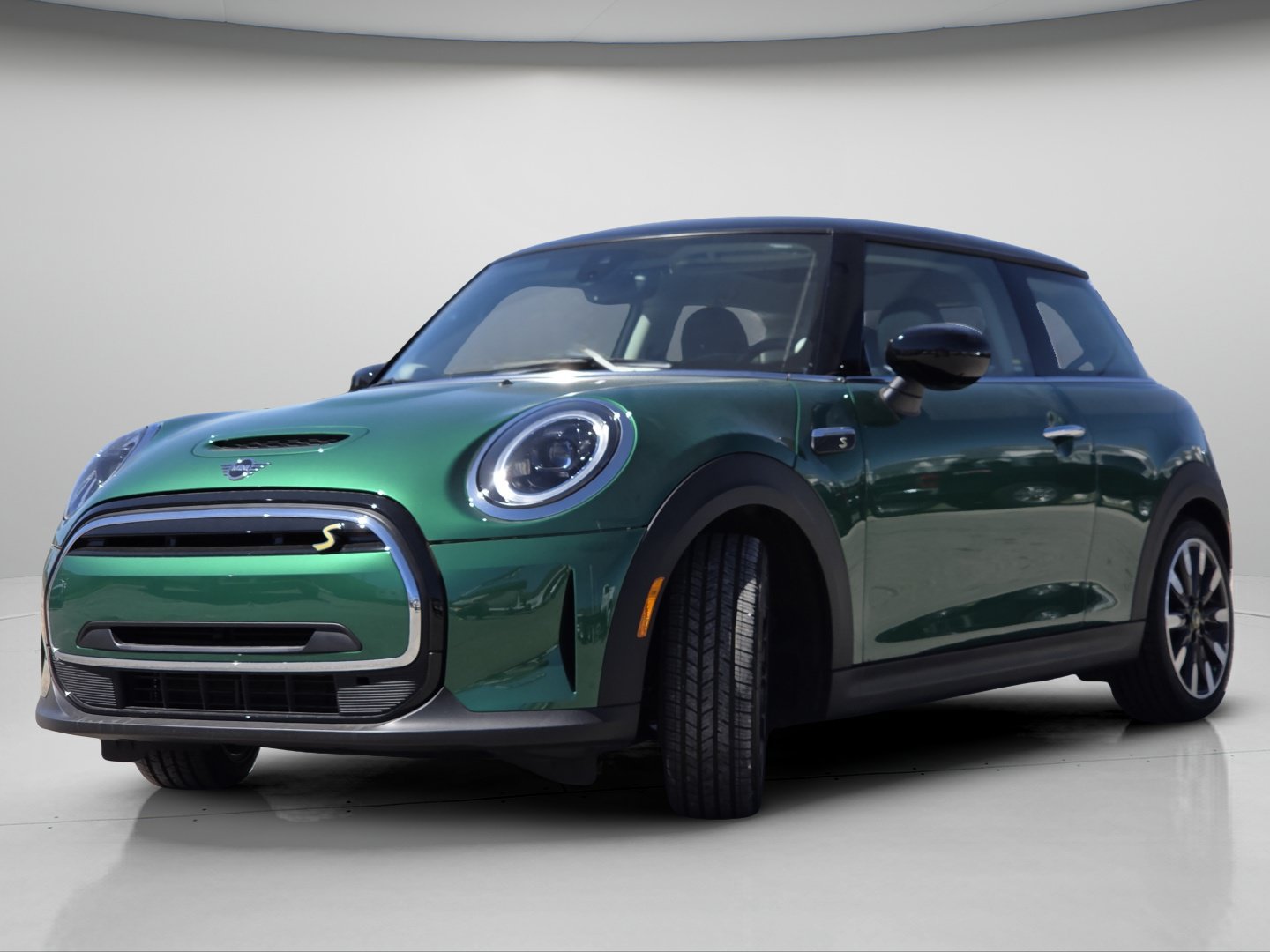 Used 2024 MINI Cooper SE FWD image 19