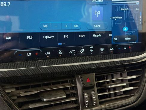 Used 2025 Ford Escape ST-Line w/ Tech Pack #1 FWD image 19