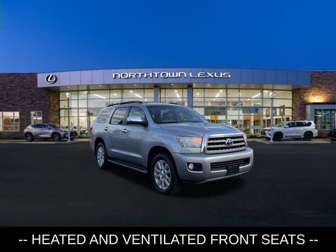 Used 2017 Toyota Sequoia Platinum image 3
