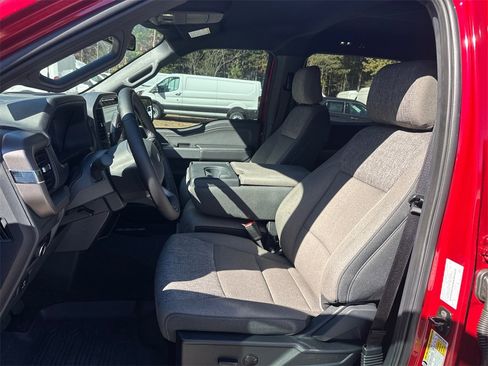 Certified 2024 Ford F150 XLT w/ FX4 Off-Road Package image 17