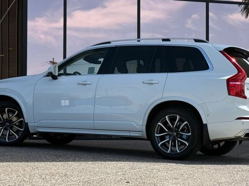 Used 2016 Volvo XC90 T6 Momentum w/ Momentum Plus Package AWD/4WD image 6