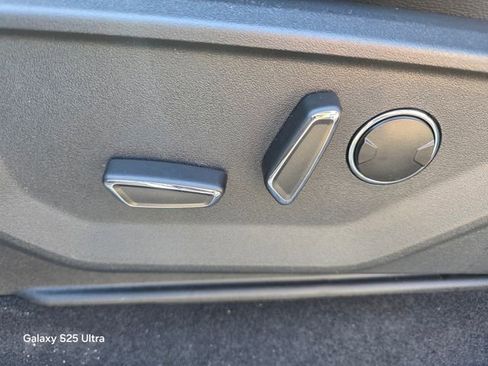 New 2025 Ford F150 Lariat w/ Equipment Group 502A High image 10