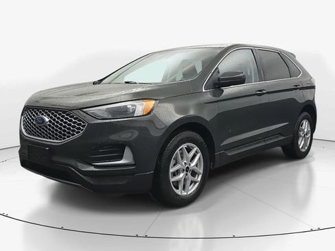 Used 2024 Ford Edge SEL image 4