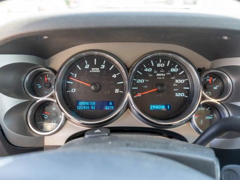 Used 2009 Chevrolet Silverado 2500 W/T AWD/4WD image 19