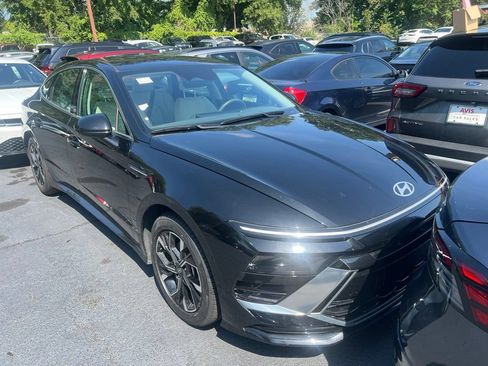 Used 2025 Hyundai Sonata SEL FWD image 7