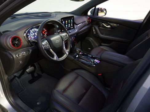 Certified 2025 Chevrolet Blazer RS image 9