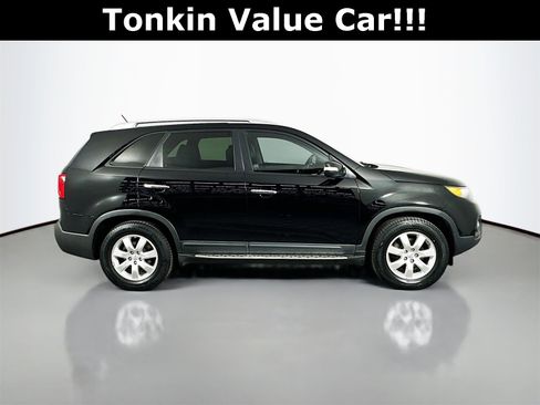 Used 2013 Kia Sorento LX w/ Convenience Pkg image 9