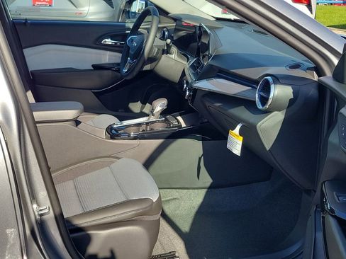 New 2026 Chevrolet Trax LT w/ Driver Confidence Package image 14