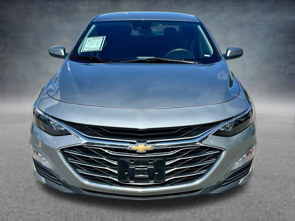 Used 2024 Chevrolet Malibu LT FWD image 2