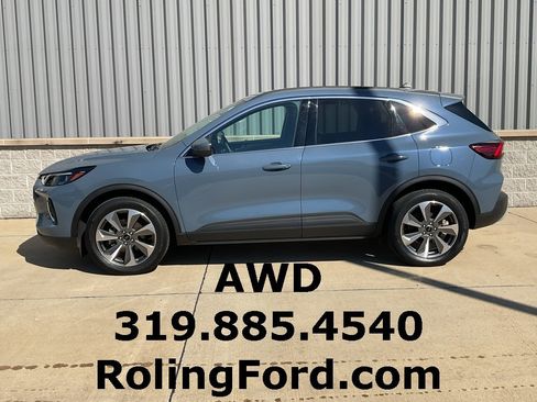 Used 2023 Ford Escape Platinum w/ Class II Trailer Tow Package image 2