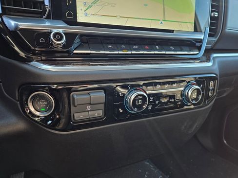 New 2026 GMC Sierra 1500 SLE w/ X31 Off-Road Package image 19