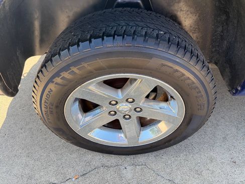 Used 2015 RAM 1500 Express AWD/4WD image 8