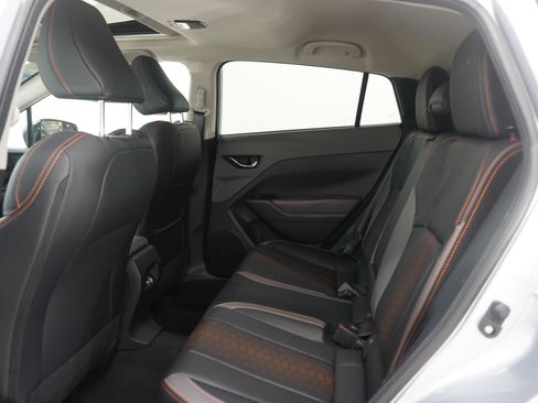 Used 2024 Subaru Crosstrek 2.5i Limited AWD/4WD image 15