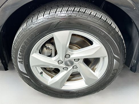 Used 2019 Audi Q3 2.0T Premium Plus image 35