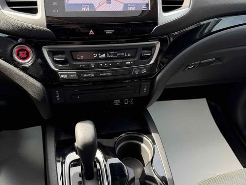 Used 2018 Honda Ridgeline RTL-E image 24