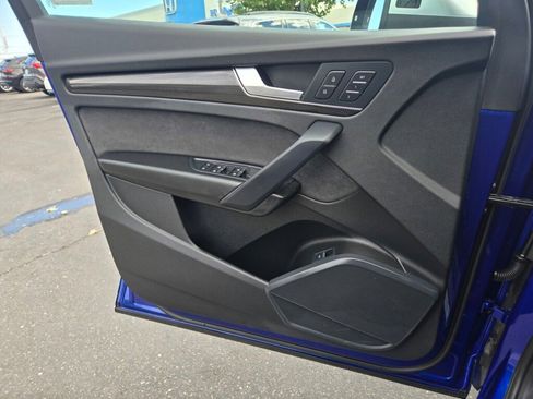 Used 2022 Audi SQ5 Premium w/ Convenience Package image 22