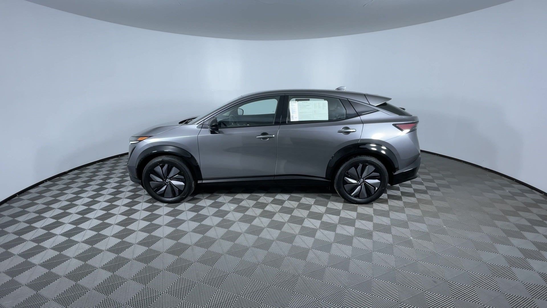 Certified 2024 Nissan Ariya AWD image 6
