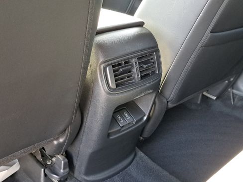 Used 2022 Honda CR-V EX-L image 13