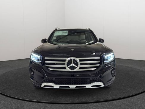 New 2026 Mercedes-Benz GLB 250 4MATIC image 2