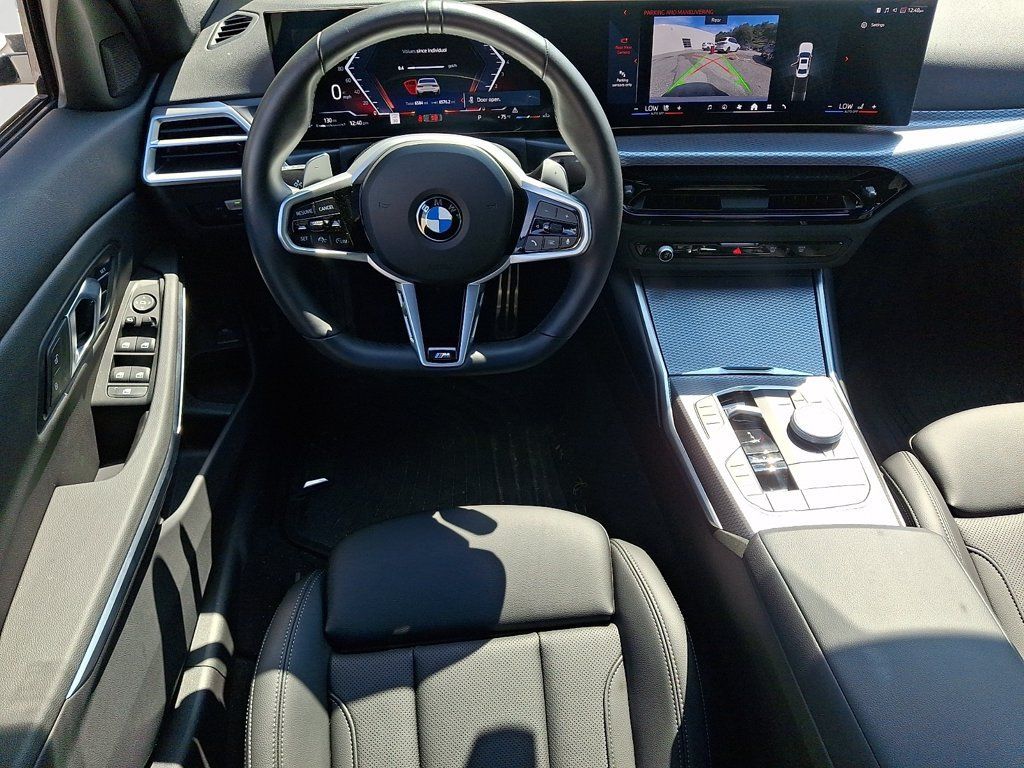 Used 2026 BMW X7 xDrive40i w/ M Sport Package AWD/4WD image 12