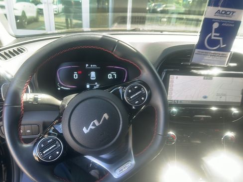 Used 2023 Kia Soul GT-Line w/ GT-Line Technology Package FWD image 1