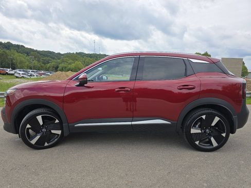 Used 2025 Nissan Kicks SR AWD/4WD image 15