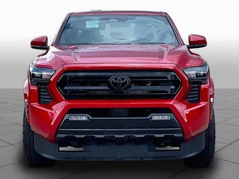 Used 2026 Toyota Tacoma SR5 AWD/4WD image 4