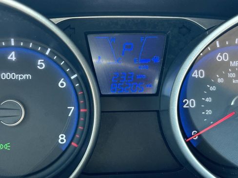 Used 2015 Hyundai Tucson SE FWD image 11