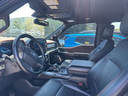 Used 2021 Ford F150 Lariat w/ Equipment Group 502A High AWD/4WD image 5