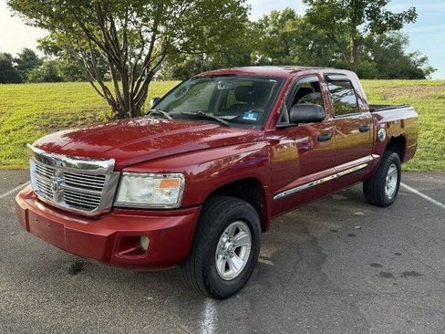 Used 2008 Dodge Dakota Laramie w/ Mopar Chrome Edition Group AWD/4WD image 3