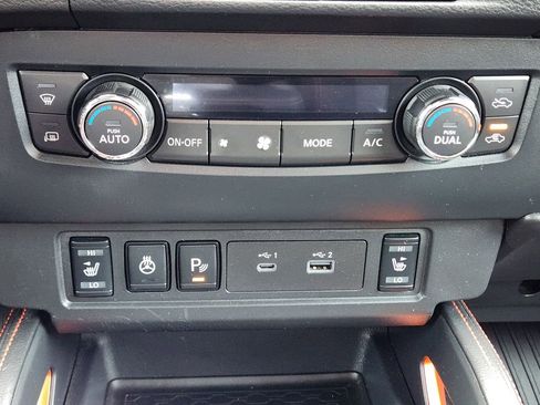Used 2022 Nissan Frontier Pro-X RWD image 18