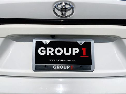 Used 2023 Toyota Corolla LE FWD image 10