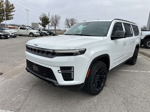 New 2026 Jeep Grand Wagoneer L Limited image 12