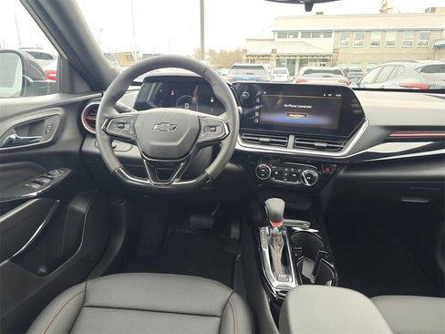 New 2026 Chevrolet Trax RS w/ Sunroof Package image 13