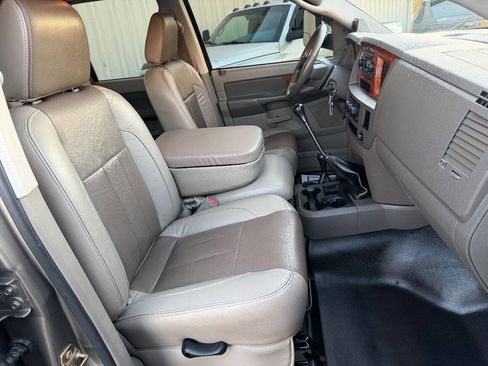 Used 2006 Dodge Ram 2500 Truck SLT image 29