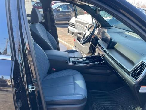 Certified 2025 Kia Sorento SX Prestige image 17