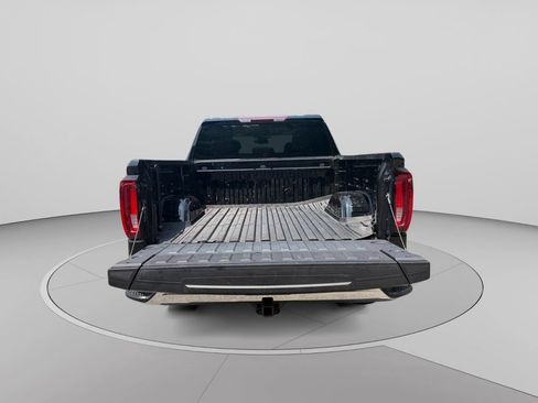Used 2024 GMC Sierra 1500 SLT AWD/4WD image 23