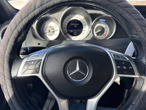 Used 2014 Mercedes-Benz C 300 4MATIC Sedan image 9