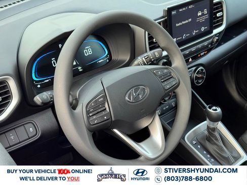 New 2026 Hyundai Venue SE image 17