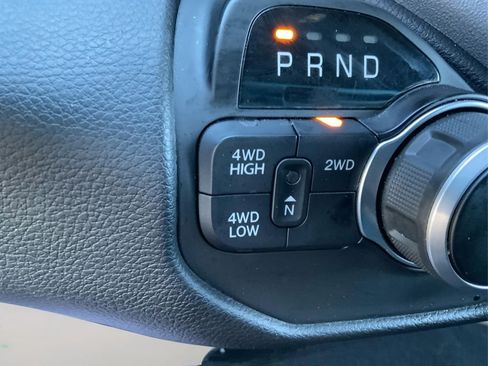 Used 2024 RAM 2500 Big Horn w/ Bed Utility Group image 29