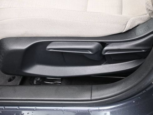 Used 2023 Honda Civic LX image 13