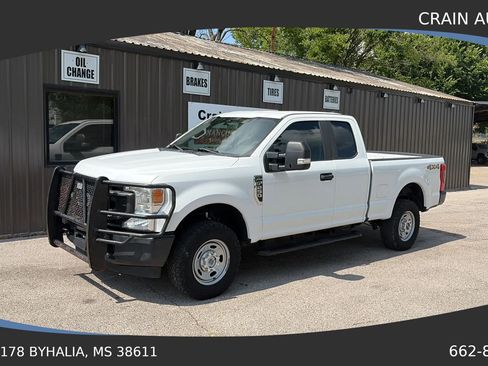 Used 2020 Ford F250 XL w/ Power Equipment Group AWD/4WD image 1