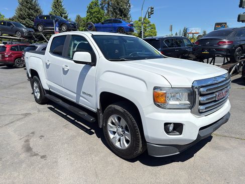 Used 2015 GMC Canyon SLE AWD/4WD image 10