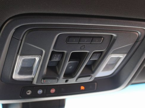 Used 2020 GMC Sierra 2500 AT4 image 26